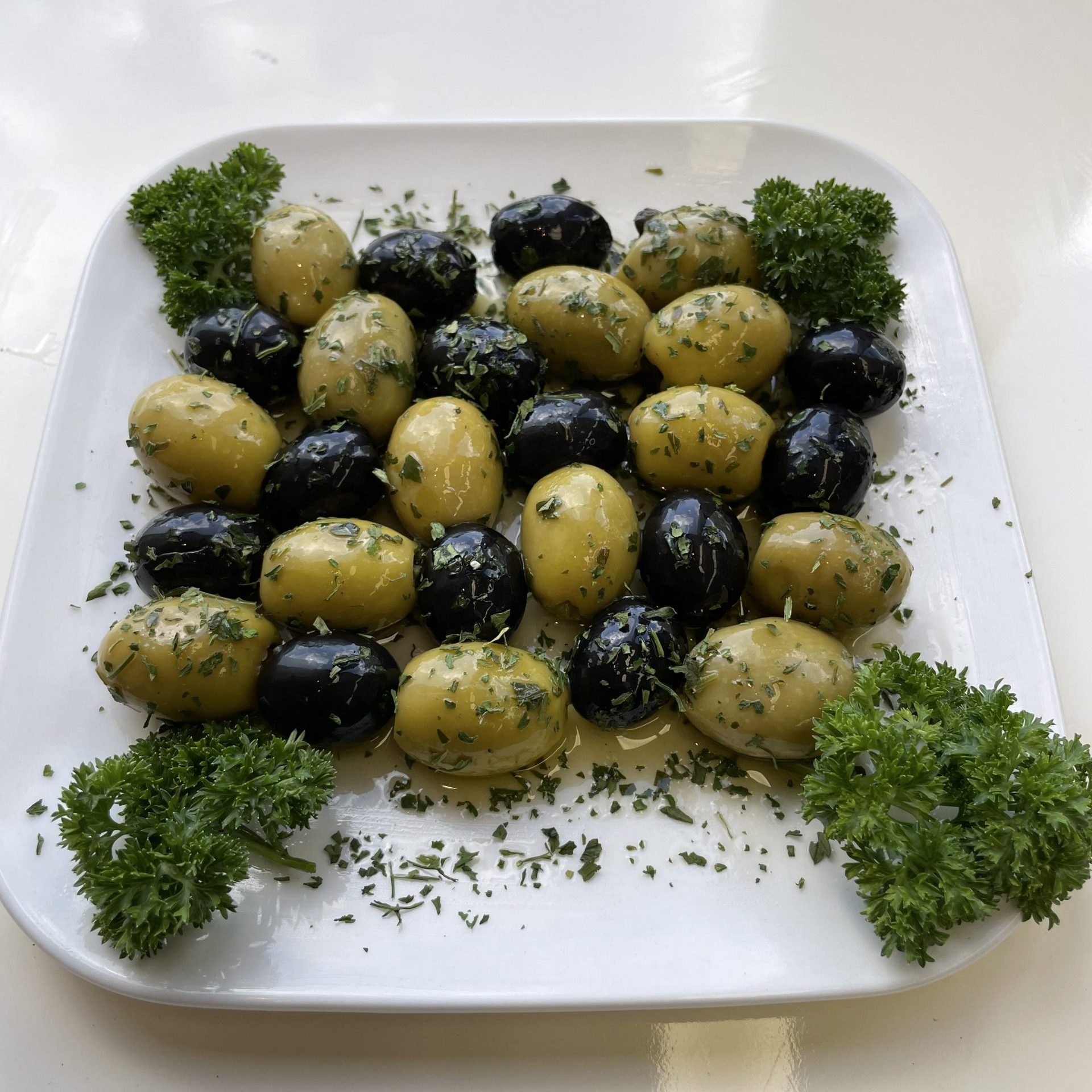 Gemischte Oliven ohne Kern und ohne Knoblauch