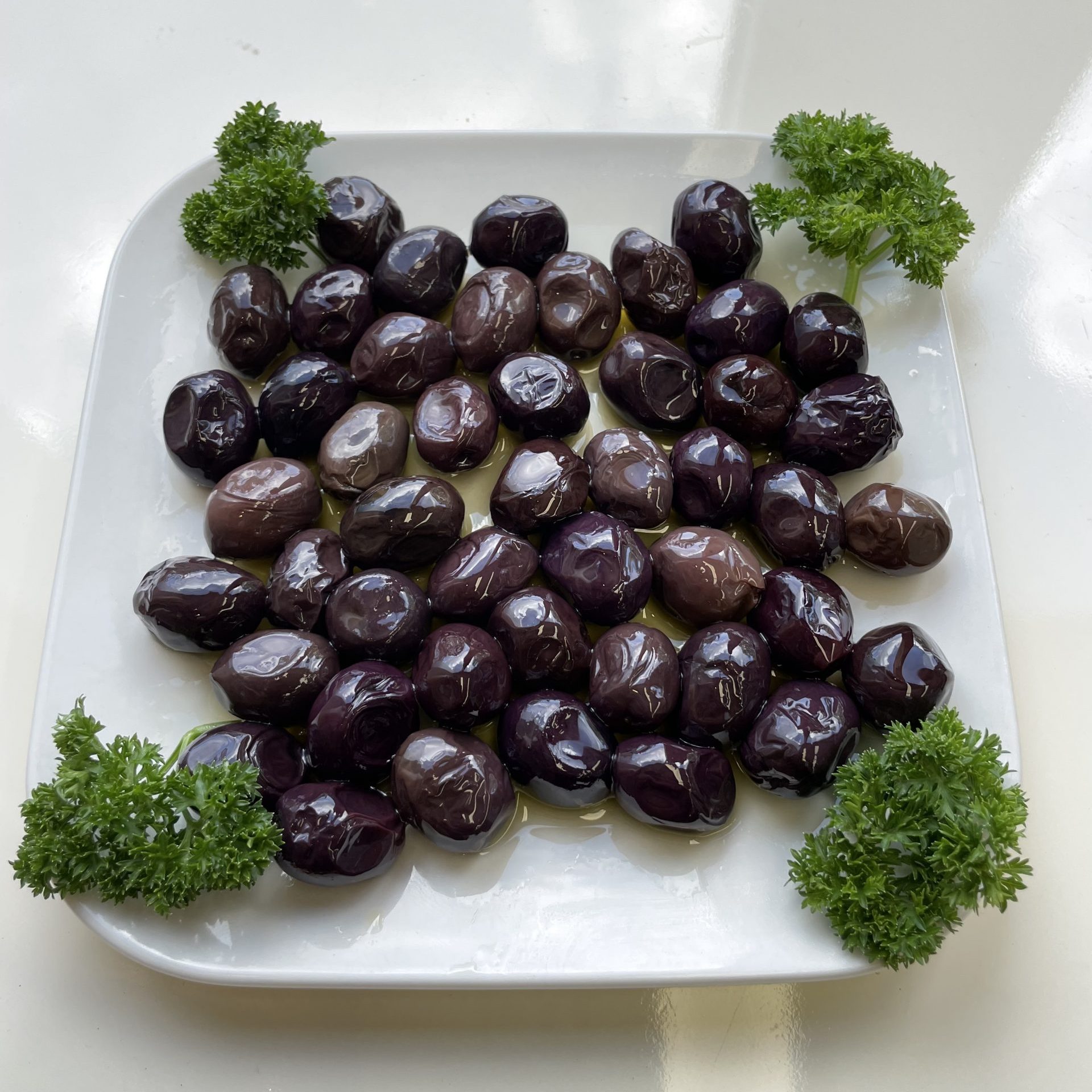Türkische Luftgetrocknete Schwarze Oliven mit Kern Marmara Birlik